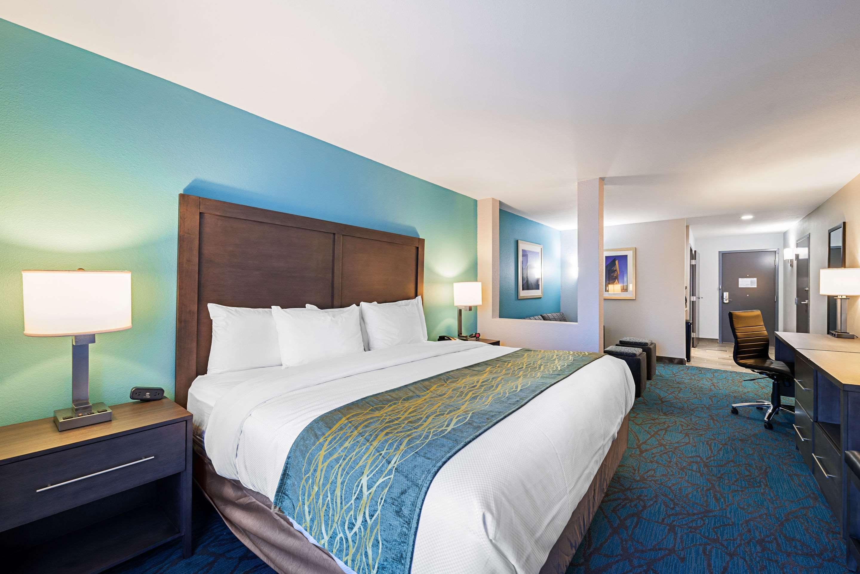 Comfort Inn & Suites Oklahoma City Near Bricktown Εξωτερικό φωτογραφία