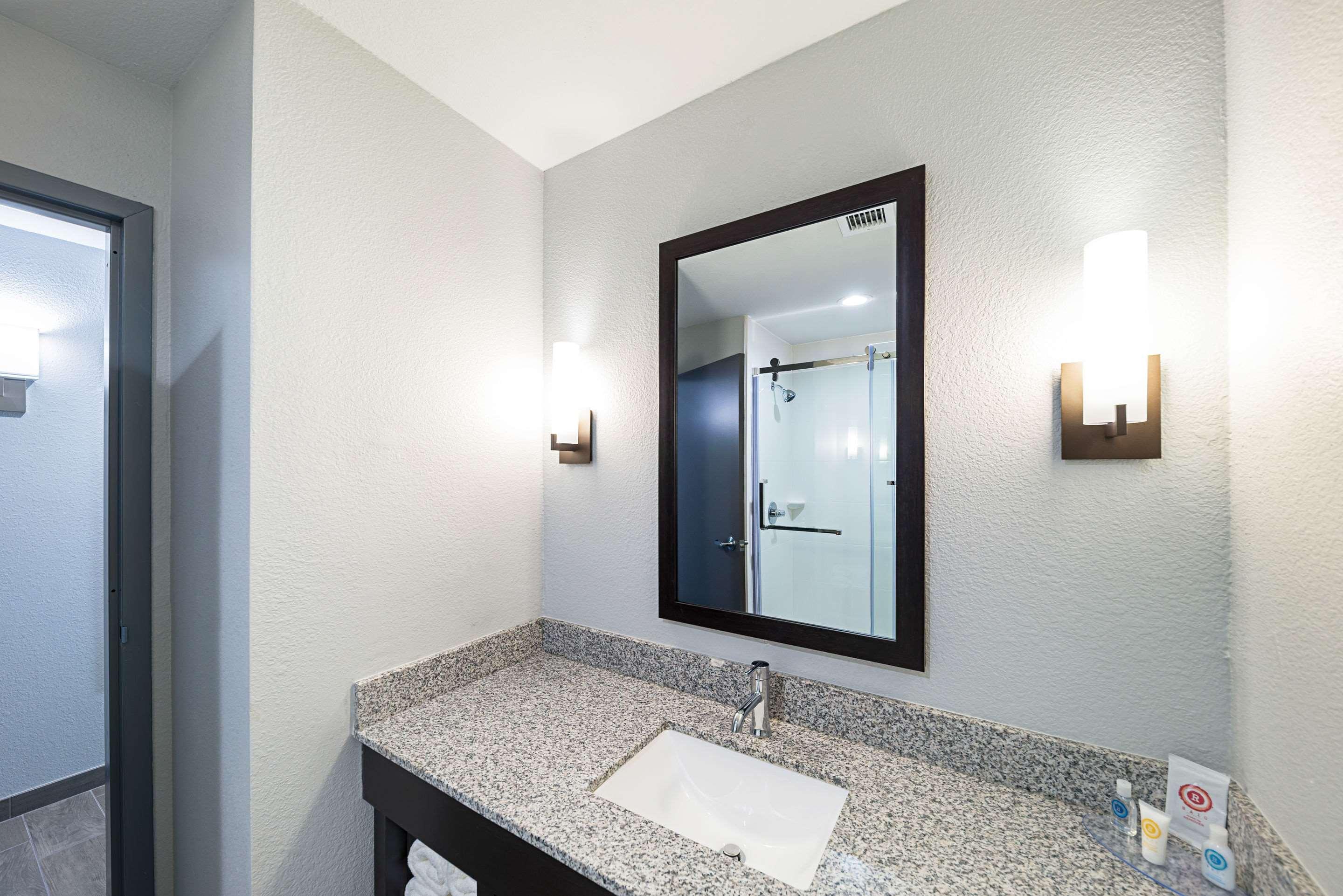 Comfort Inn & Suites Oklahoma City Near Bricktown Εξωτερικό φωτογραφία